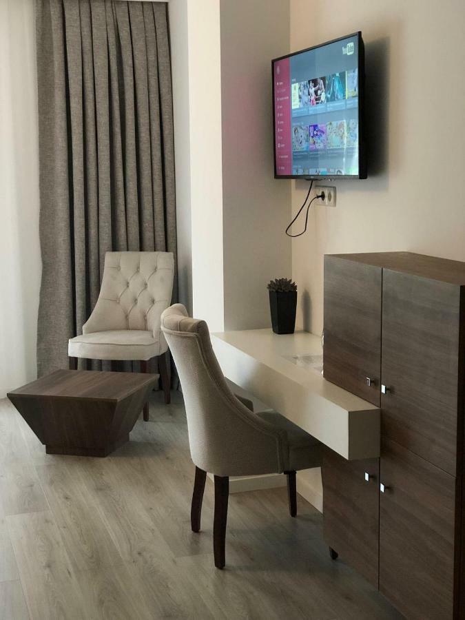 Hotel Dardani Titova Mitrovica Εξωτερικό φωτογραφία